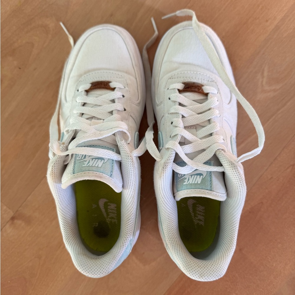Nike Air Indigo size 7